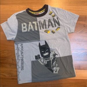 The LEGO Movie 2 Batman T-Shirt - Size Small - Gray Black Yellow